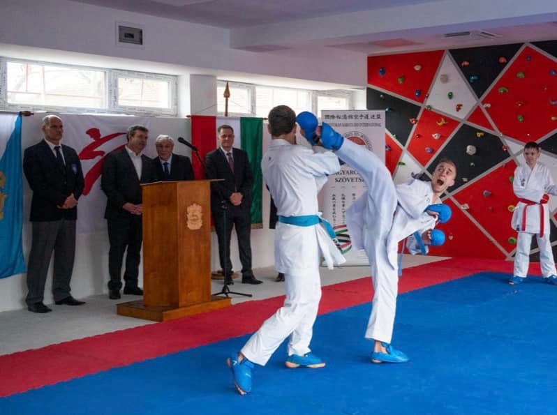 Szarvason adták át az ország első regionális karateakadémiáját
