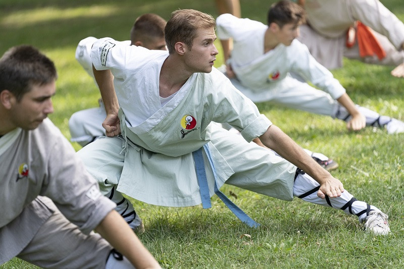 Eb-t rendezne és tömegeket szólítana meg a kungfu szövetség elnöke