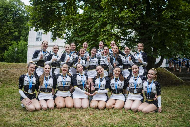 Két ezüstéremmel kezdett a magyar válogatott a cheerleading Európa-bajnokságon!