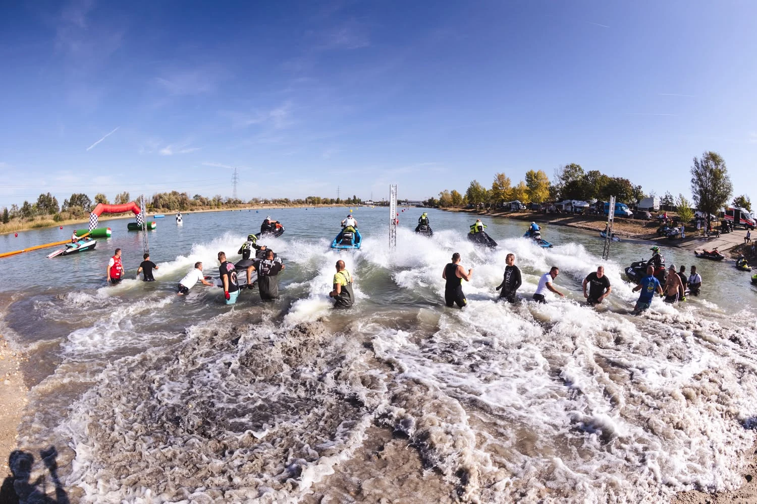 Látványos fináléval zárult a jet-ski országos bajnoki sorozat